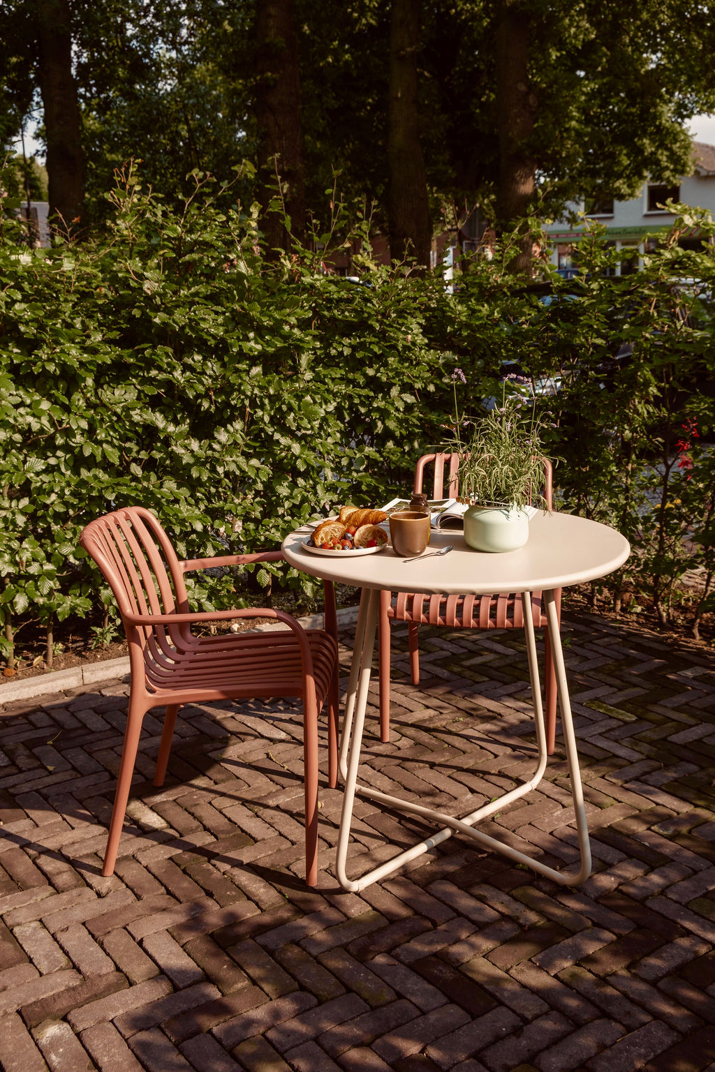 Ontbijt op het terras